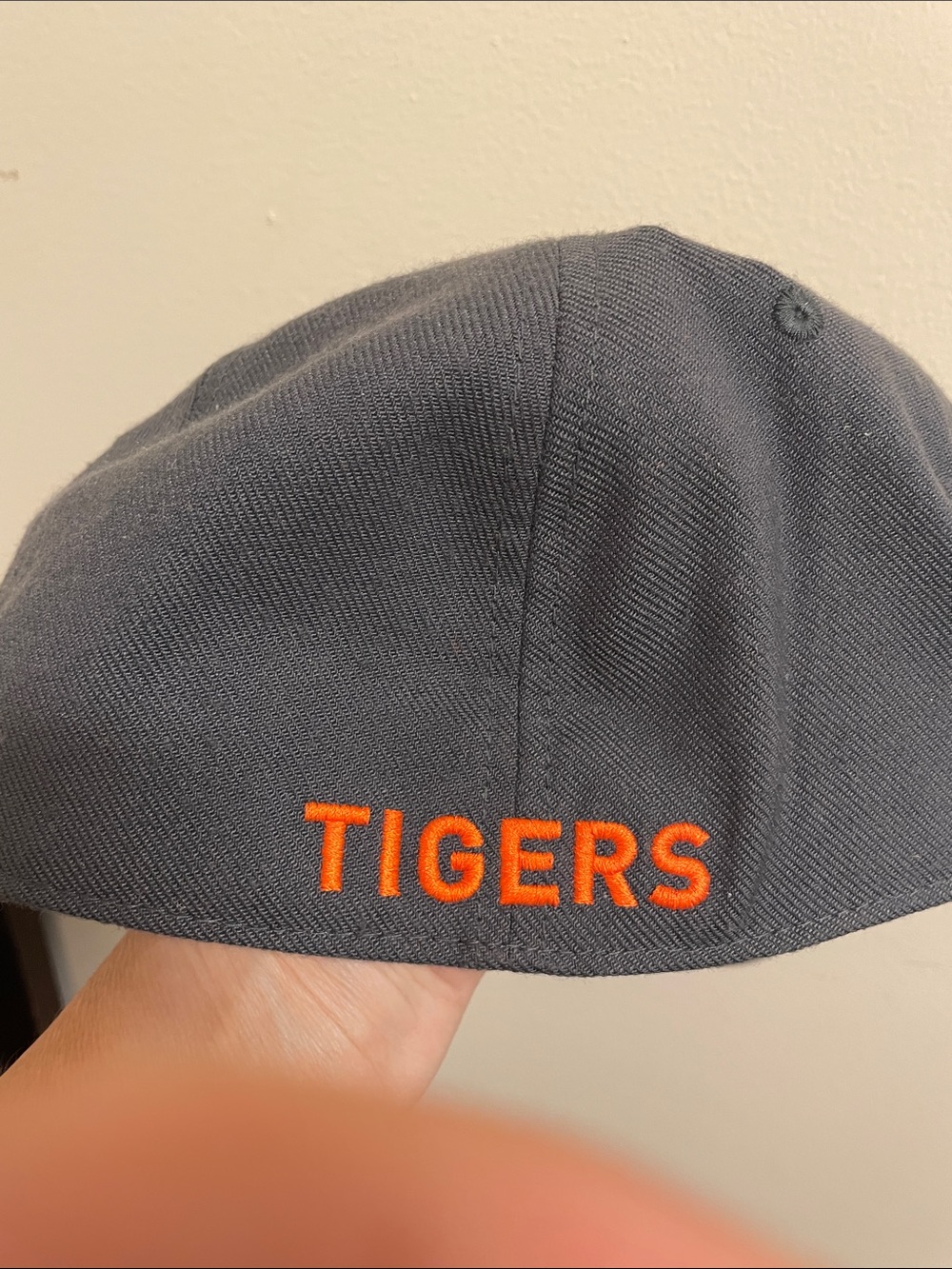 Hat - Picture 2 of 4